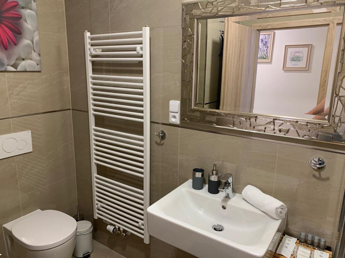 Apartment Rezidence - Javor & Wellness Железна-Руда Экстерьер фото